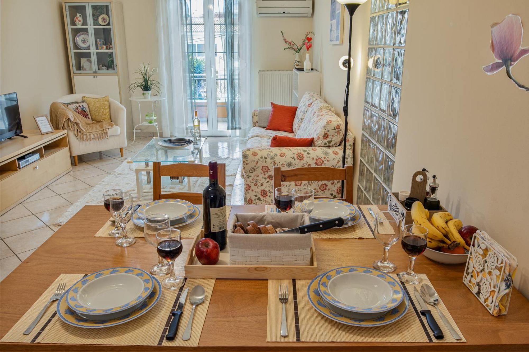 House Of Velenia - 2 Bedroom Apartment Near Old Town, Airport And Bus Station Corfu  Εξωτερικό φωτογραφία