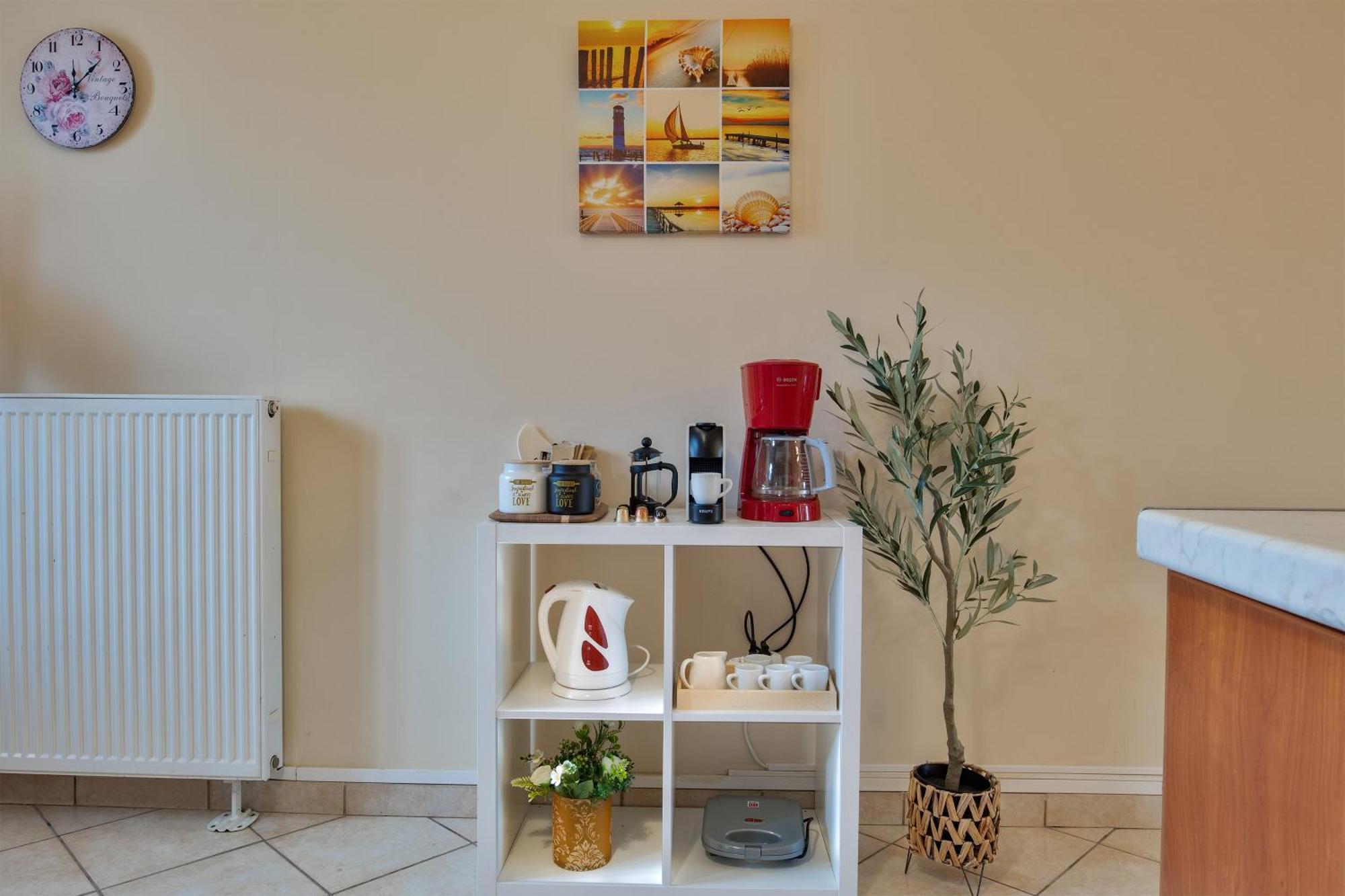 House Of Velenia - 2 Bedroom Apartment Near Old Town, Airport And Bus Station Corfu  Εξωτερικό φωτογραφία